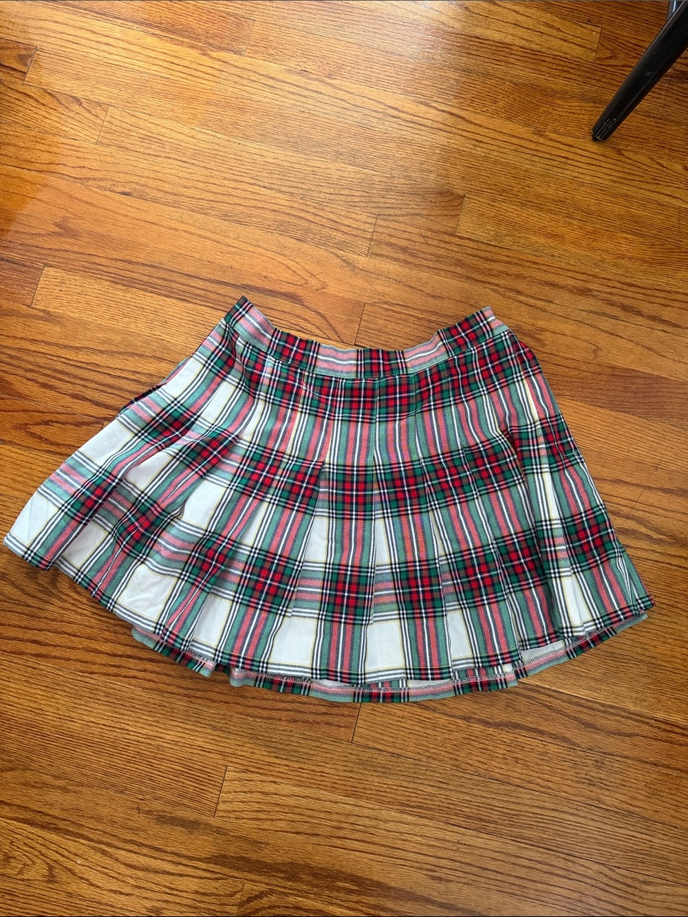 aerie Red, Green and White Plaid Pleated Skirt